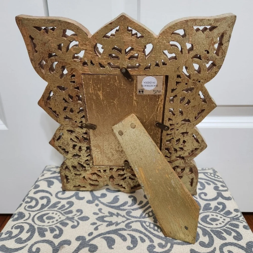 Mela  Gold Ornate Floral  Wooden  Picture Frame